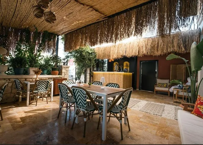 בית אירוח Dbd *