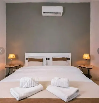 בית אירוח Dbd *